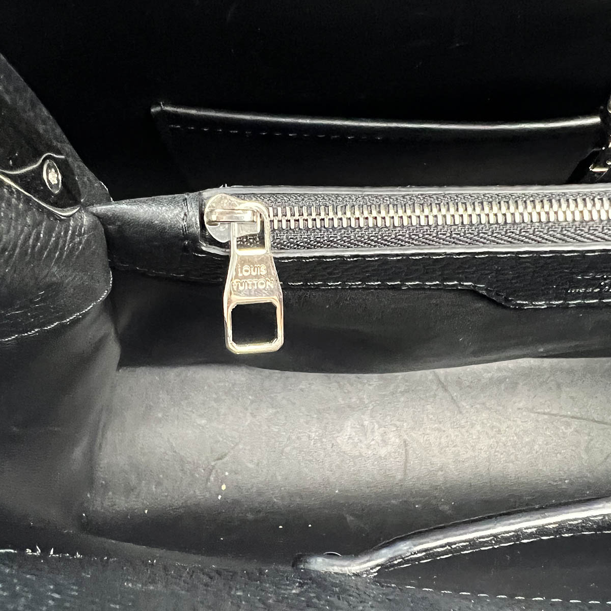 Capucines MM Python Leather - Handbags
